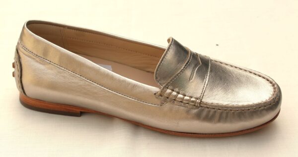 S076 Sioux mocassin “Borinka – 700” lichtgoud metallic